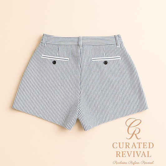 The Coastal Edit – Banana Republic Seersucker Stripe Shorts Size 6 - $38