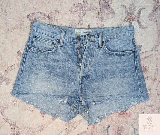 Weekend Chic Outfit Bundle | Denim Forum Shorts, Wilfred Ruffle Blouse & Rebecca Minkoff Sandals