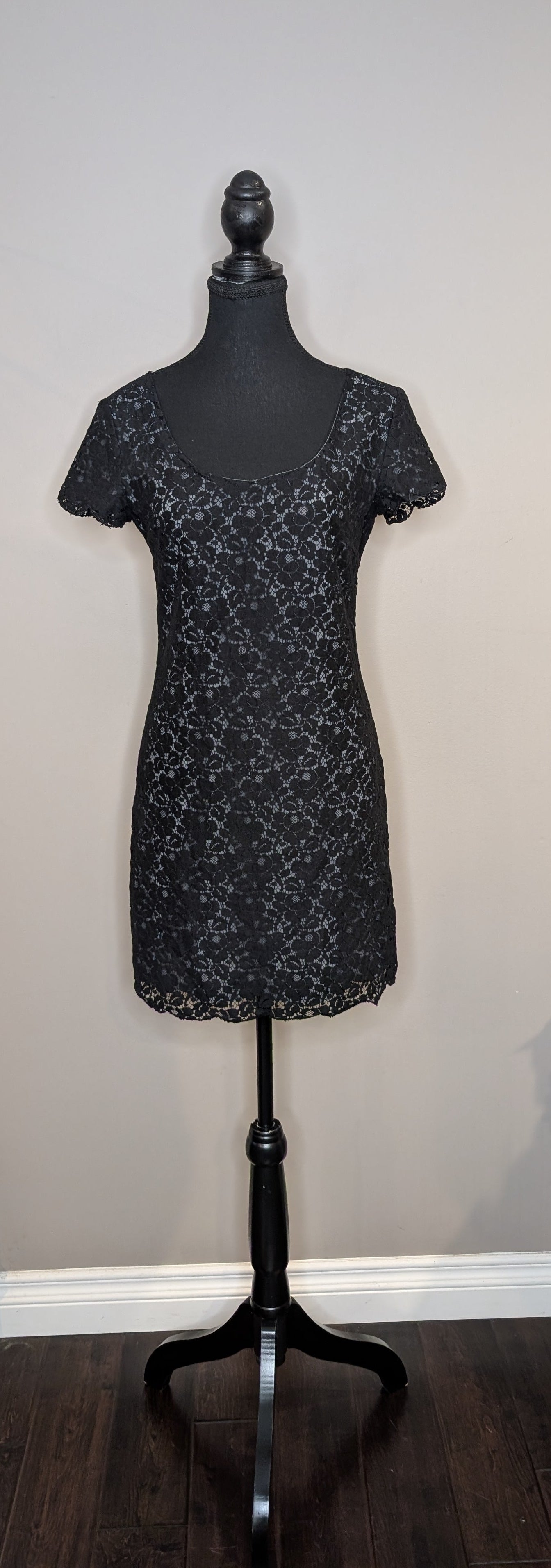 Talula Lace Dress — Women's Size XS