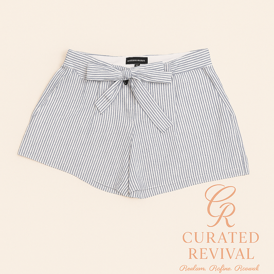 The Coastal Edit – Banana Republic Seersucker Stripe Shorts