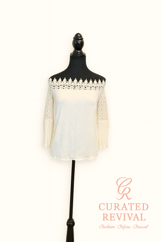 Neiman Marcus Embroidered Blouse — Women's Size XS