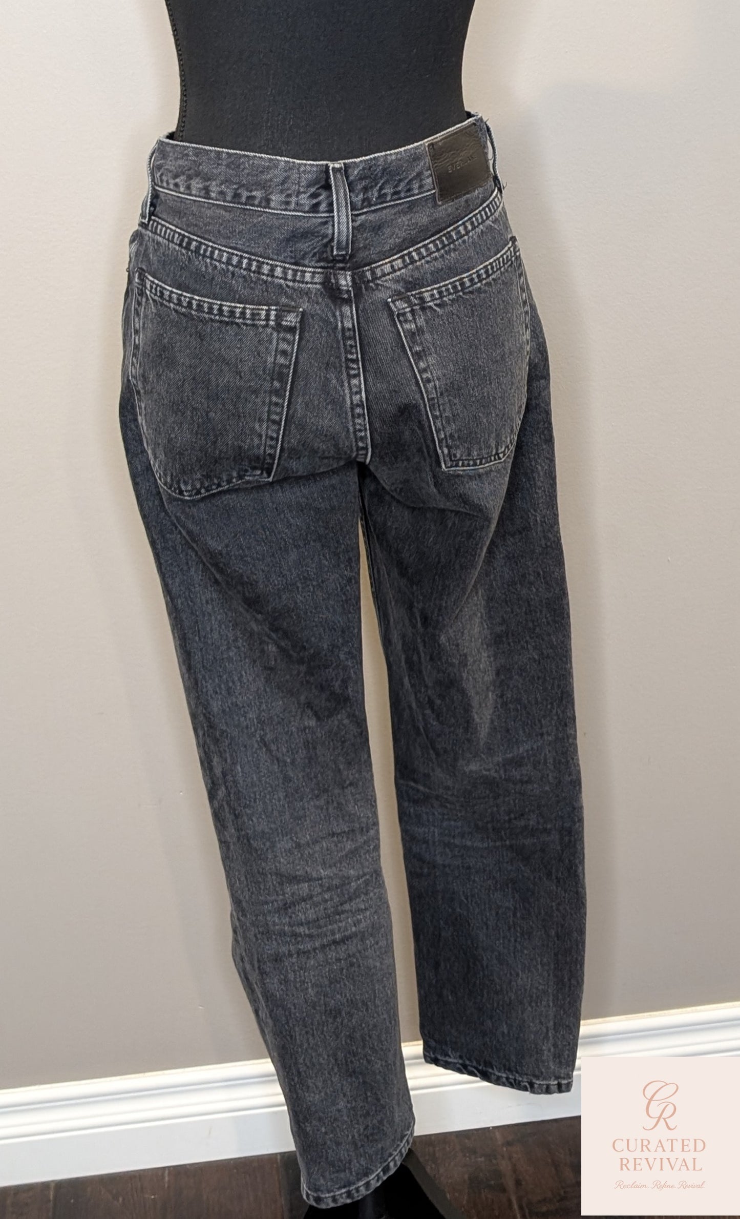 Everlane 90s Cheeky Jeans – Size 25 - $52
