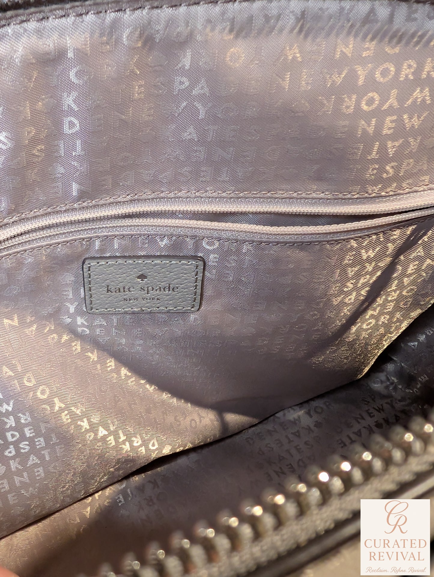 🤍 Kate Spade Pebbled Leather Dome Satchel – Dove Grey $85