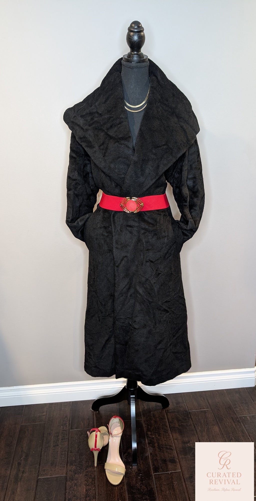 Louis Féraud Black Textured Wrap Coat – Size 6 - $98