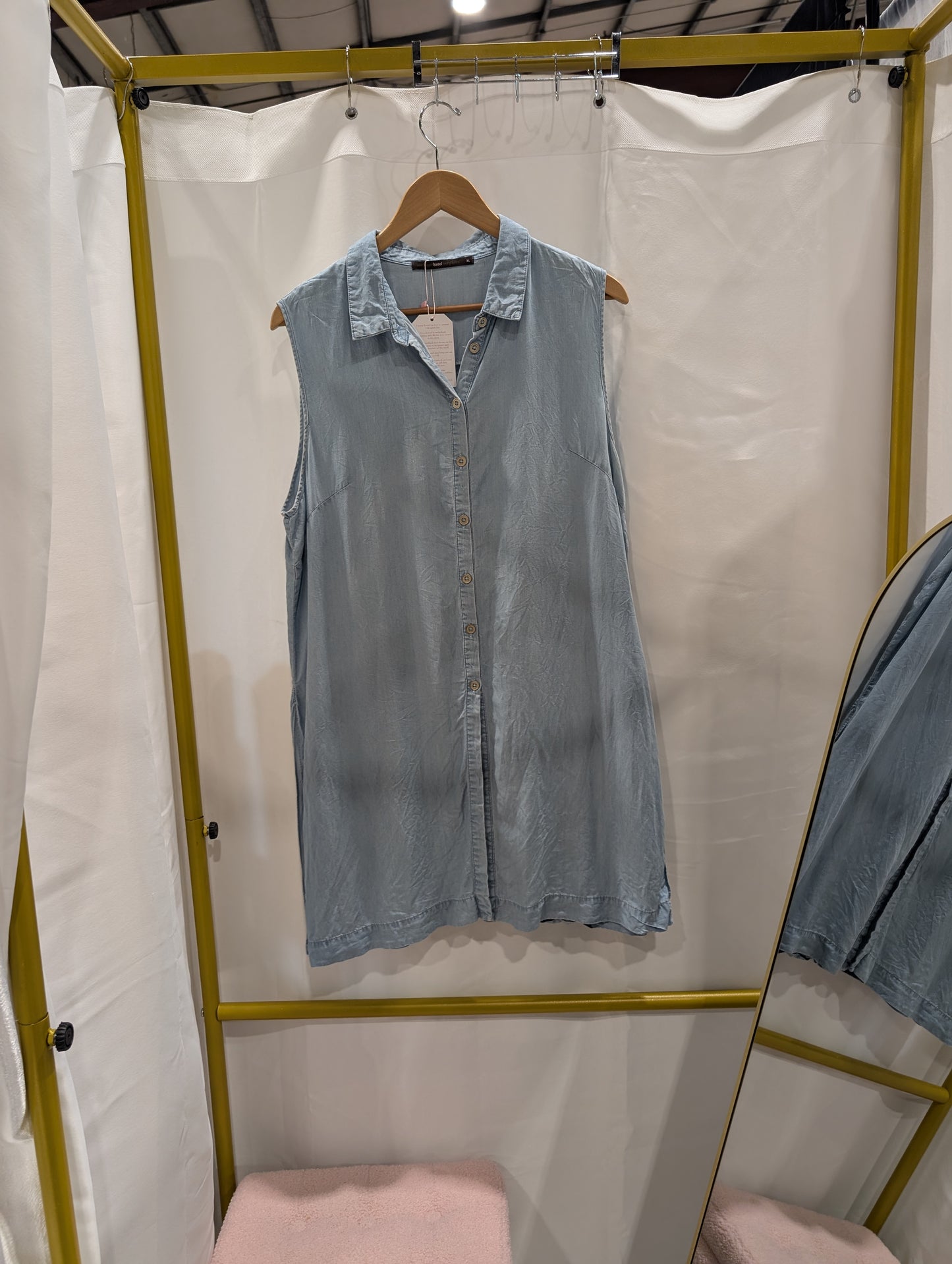 Hazel Button-Up Top — Women's Size XL