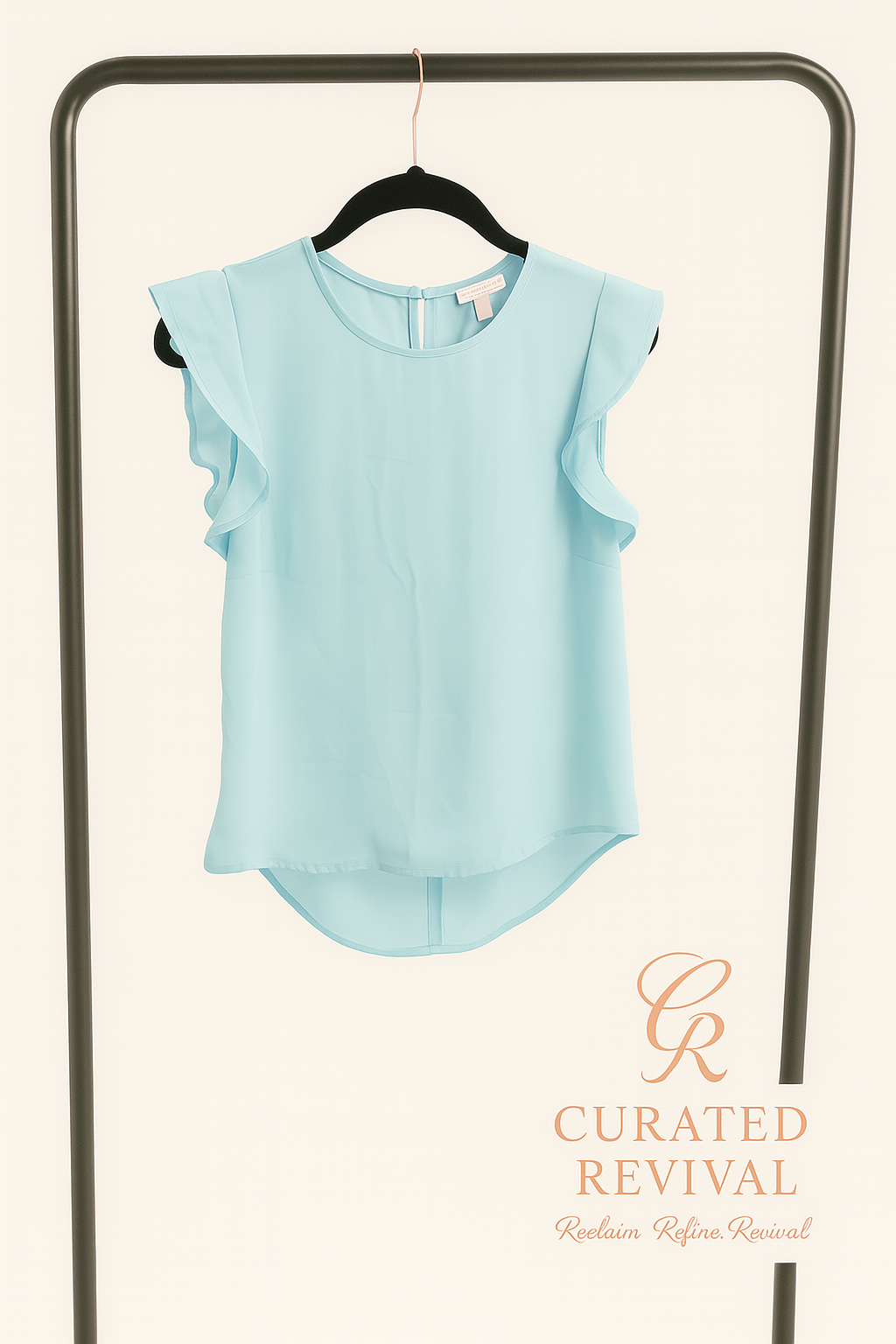 Weekend Chic Outfit Bundle | Denim Forum Shorts, Wilfred Ruffle Blouse & Rebecca Minkoff Sandals