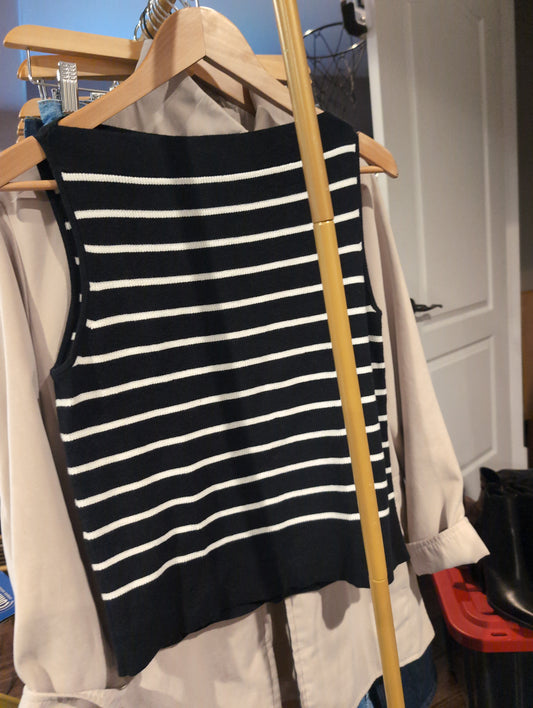 Banana Republic Striped Sweater Vest — Women's Size Small