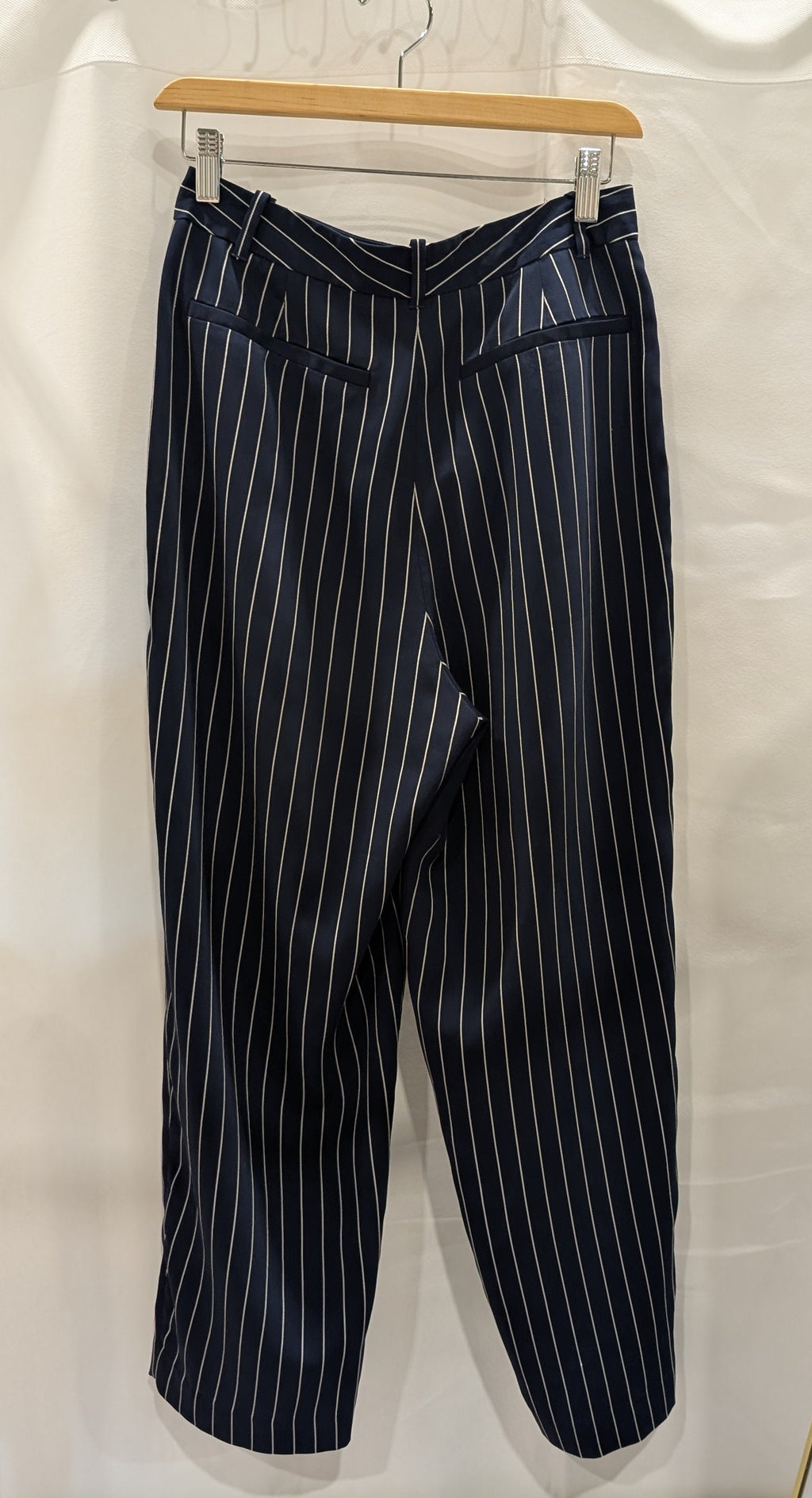 Aritzia Babaton Striped Trousers — Women's Size 6 detail view 2