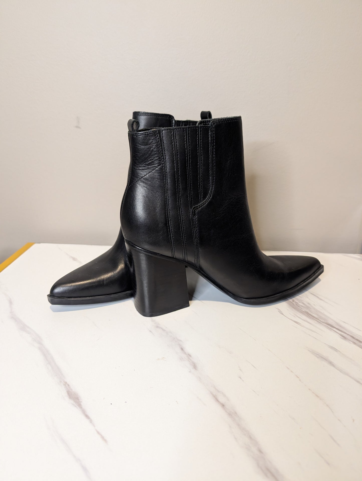 Marc Fisher Ankle Boots — Women's Size 9.5