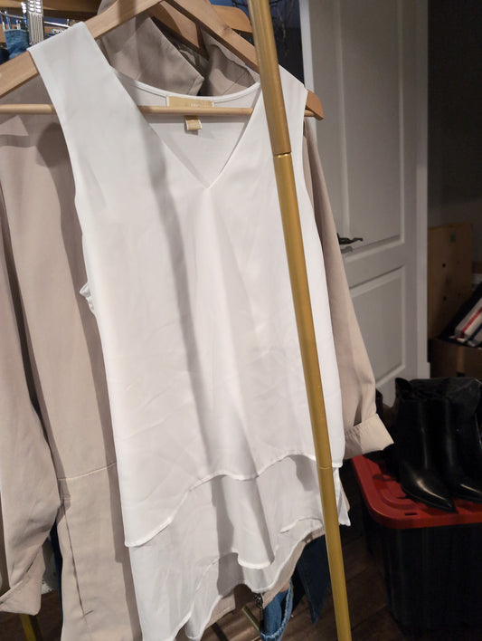 Michael Kors Sleeveless White Blouse — Women's Size Medium
