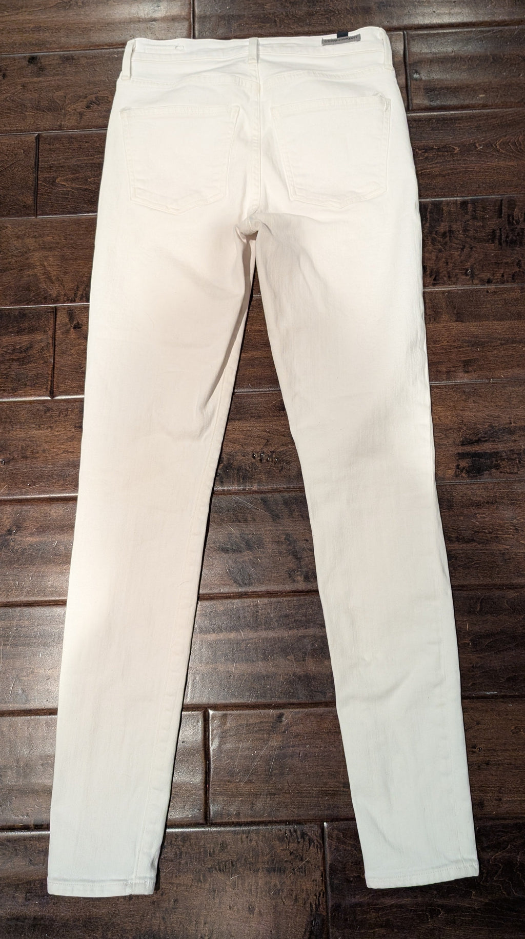 The Timeless Edit Bundle – St. John Knit Jacket & Citizens of Humanity Jeans