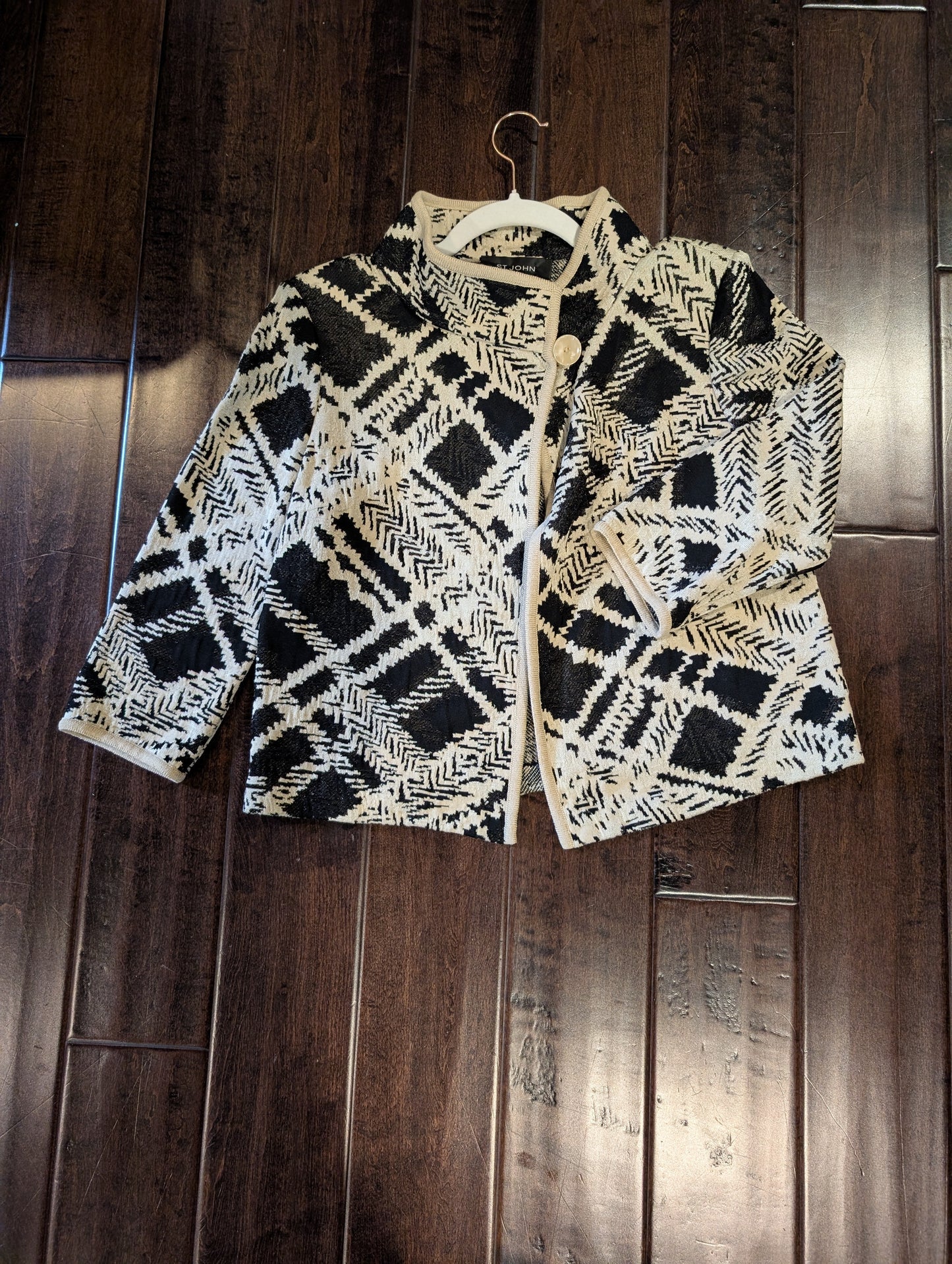 The Timeless Edit Bundle – St. John Knit Jacket, Citizens of Humanity Jeans & Aerosoles Booties